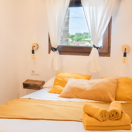 Διαμέρισμα Cama Del Rey 2 *